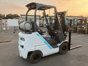 Мотокар UniCarriers  НОВ ВНОС ПЕРФЕКТЕН, снимка 13