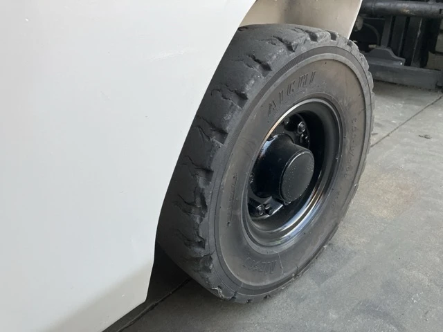  UniCarriers     | Mobile.bg   16