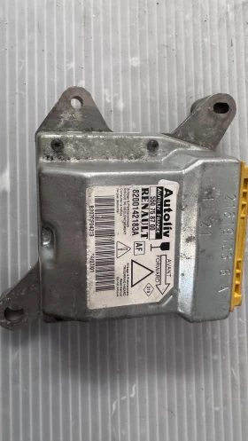 Airbag  /  /  a Renault Laguna - 8200142183A / 21619103 / 21619087 | Mobile.bg    2