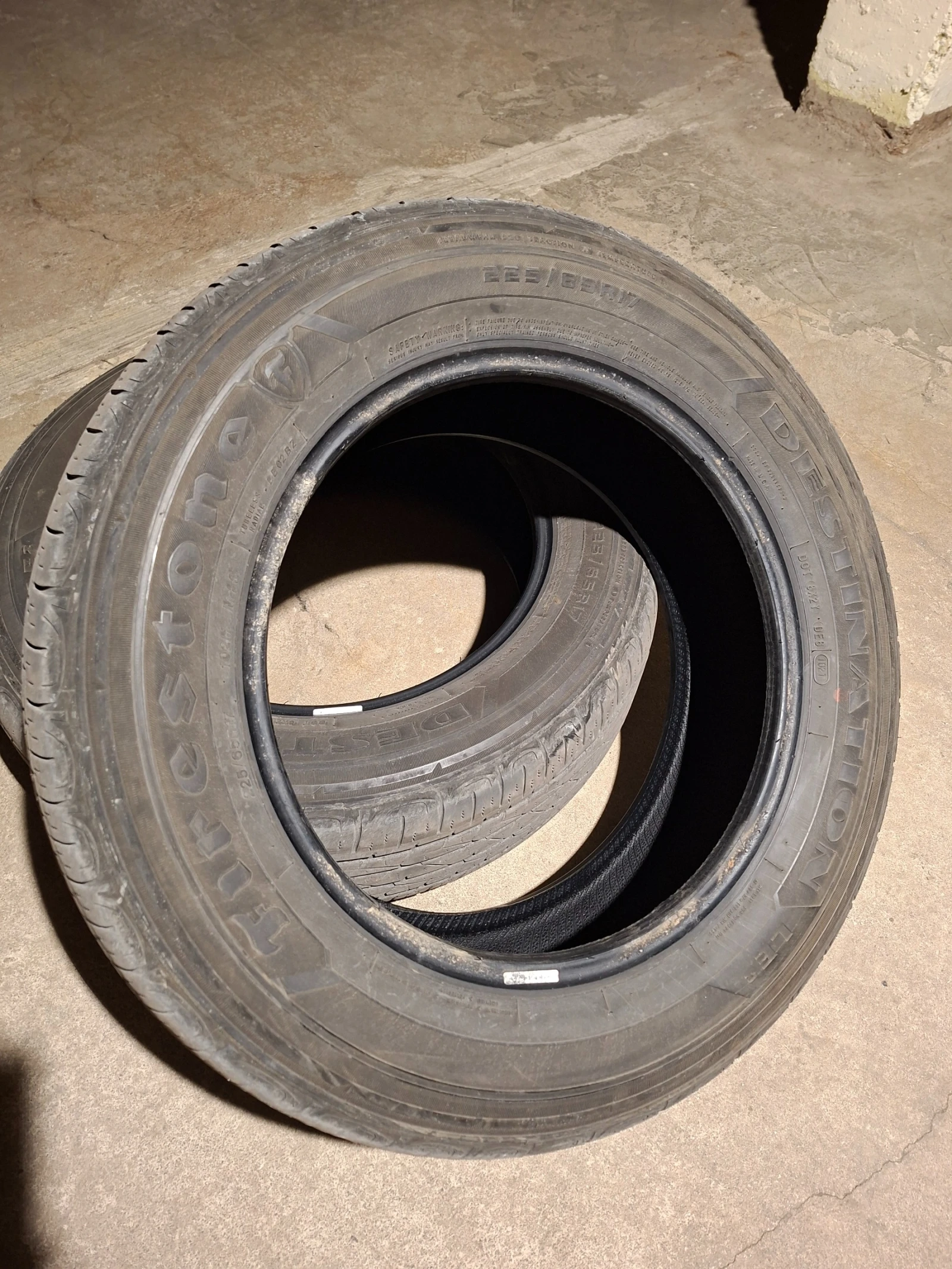 Гуми Всесезонни 225/65R17, снимка 2 - Гуми и джанти - 56701028