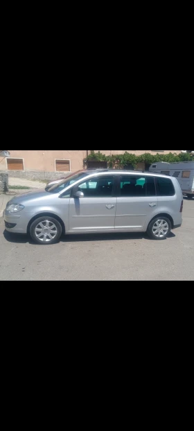 VW Touran 1.9, снимка 2