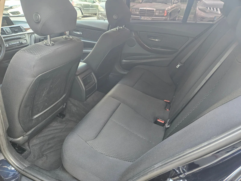 BMW 320 d-AT-Navi-Xenon, снимка 16 - Автомобили и джипове - 45241041