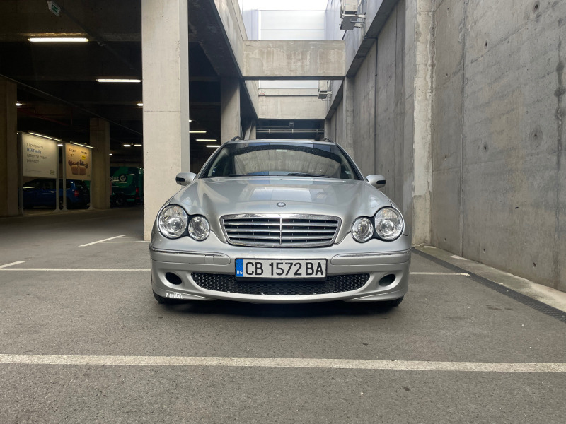 Mercedes-Benz C 220, снимка 2 - Автомобили и джипове - 46449042