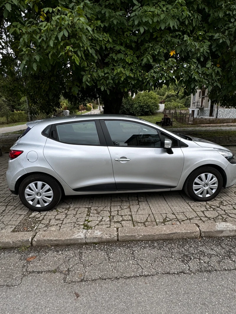 Renault Clio, снимка 5 - Автомобили и джипове - 47239181