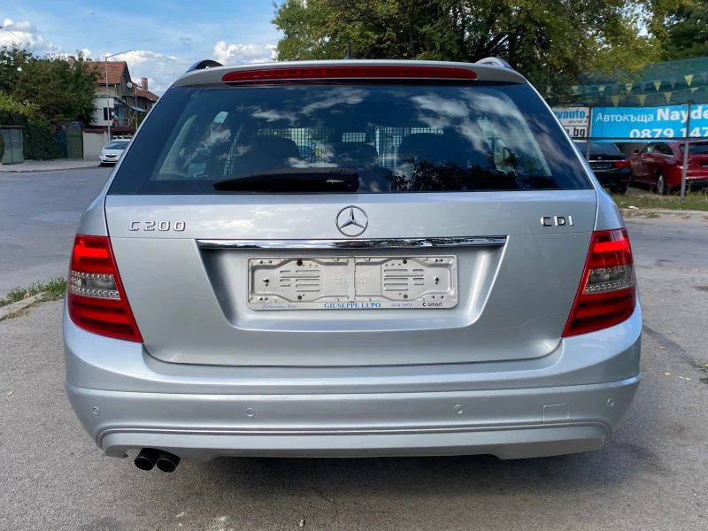 Mercedes-Benz C 200 2.2CDI, снимка 3 - Автомобили и джипове - 47356374