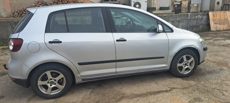 VW Golf Plus 1.9 TDI, снимка 5 - Автомобили и джипове - 48039694