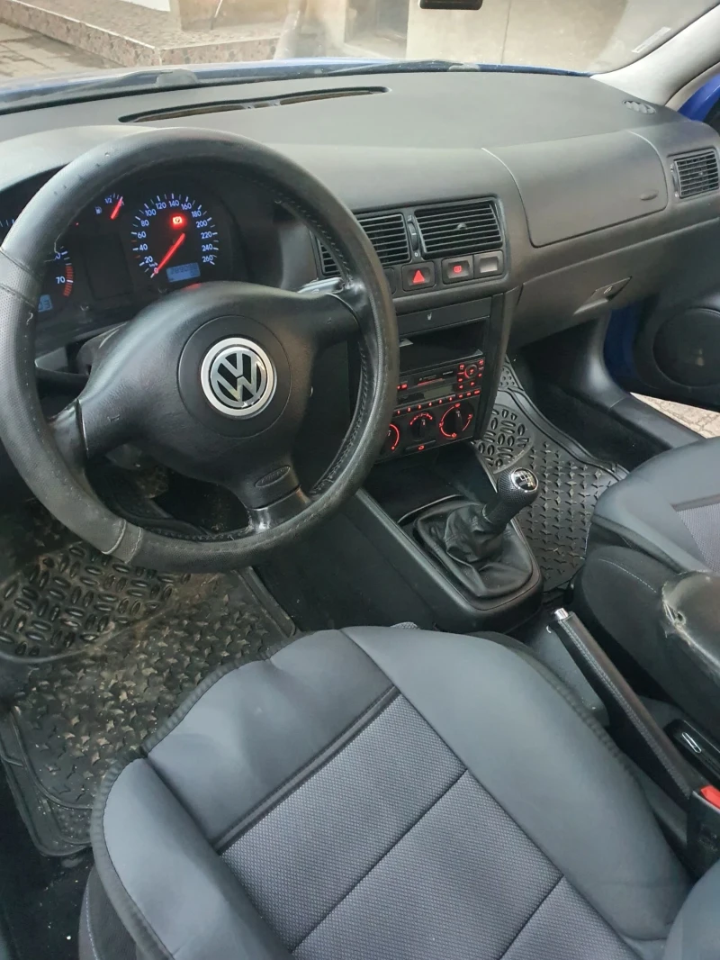 VW Golf 1600, снимка 10 - Автомобили и джипове - 48102511