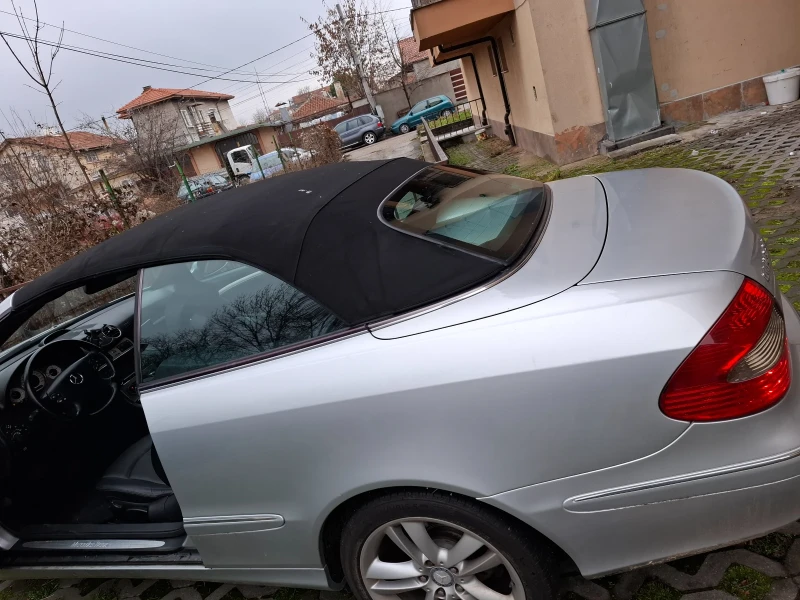 Mercedes-Benz CLK, снимка 2 - Автомобили и джипове - 48353269