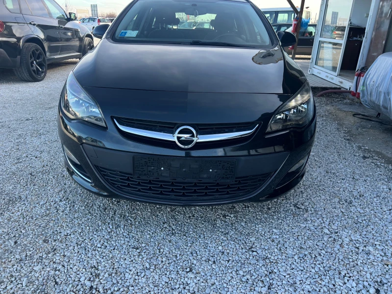 Opel Astra 1.7cdti facelift, снимка 1 - Автомобили и джипове - 48404736