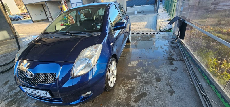 Toyota Yaris 1.3VVT-I, снимка 7 - Автомобили и джипове - 48554480