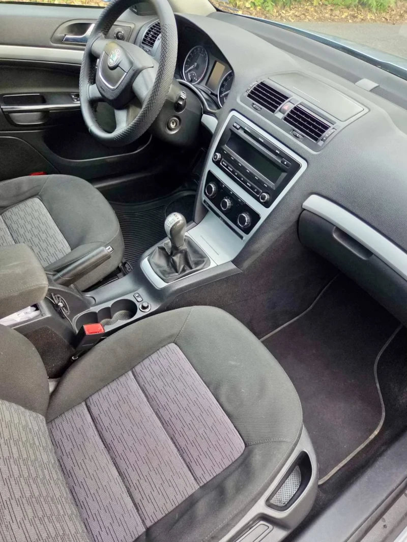 Skoda Octavia 2.0TDi, 4x4, BMM, снимка 10 - Автомобили и джипове - 52640260