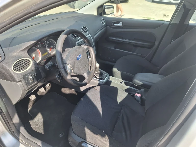 Ford Focus 1.6 tdi Италия, снимка 9 - Автомобили и джипове - 51306102