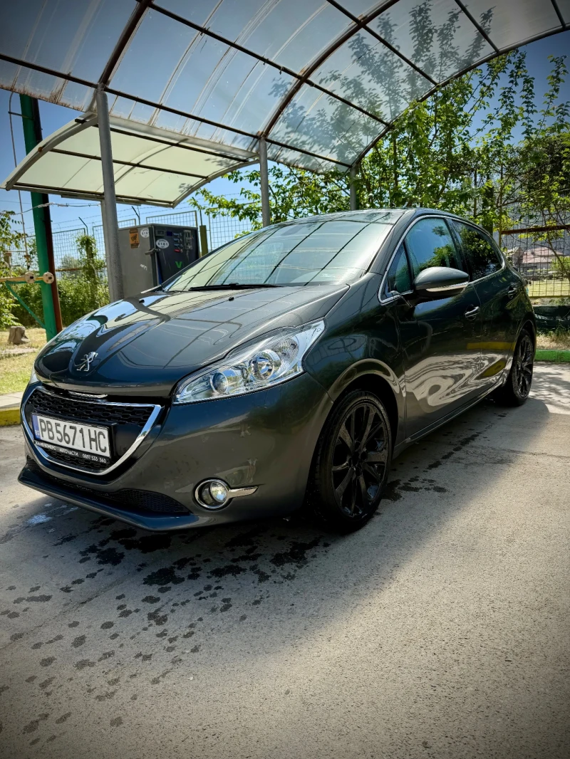 Peugeot 208 Feline 1.6 eHDI, снимка 3 - Автомобили и джипове - 51944745