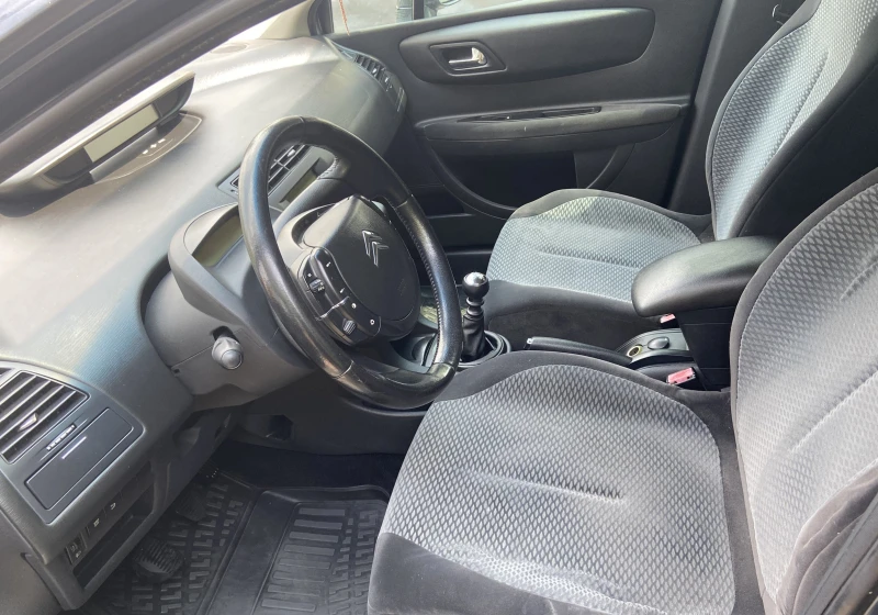 Citroen C4, снимка 6 - Автомобили и джипове - 52266030
