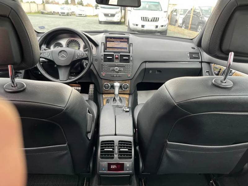 Mercedes-Benz C 350 I-AMG-Пакет Заводски, снимка 13 - Автомобили и джипове - 52485263