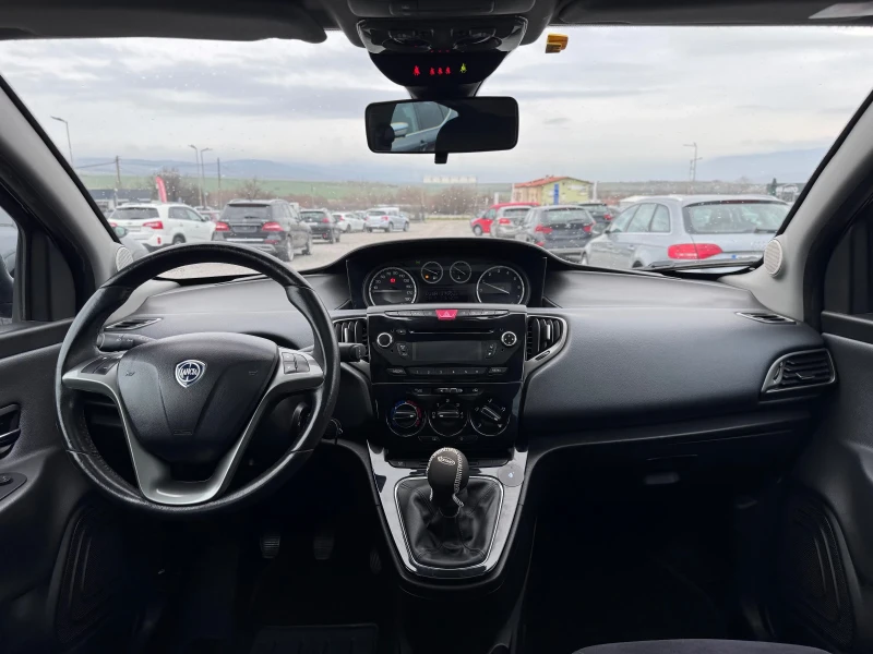 Lancia Ypsilon 1.3i Euro5B, снимка 11 - Автомобили и джипове - 52674882