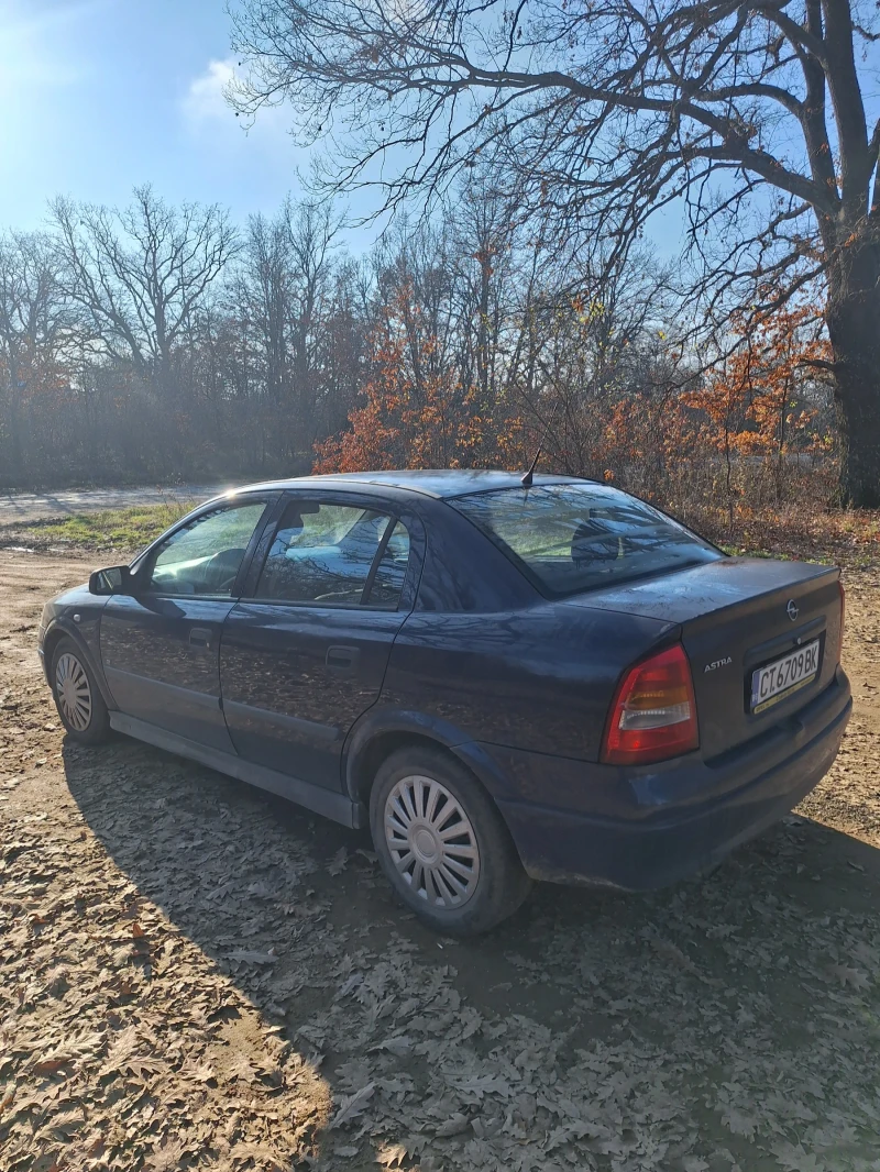 Opel Astra 1.7, снимка 4 - Автомобили и джипове - 52791879