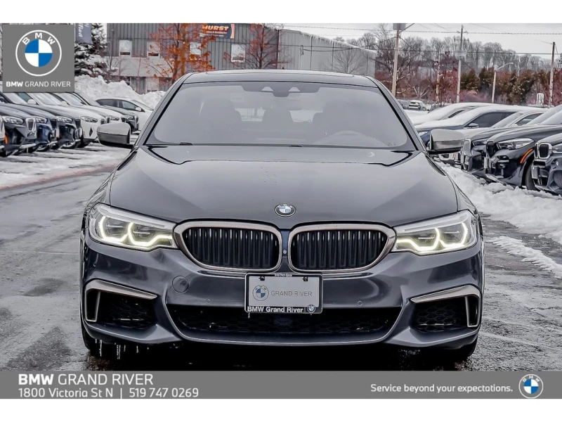 BMW 550 * M550 | SUNROOF | LEATHER | BLIND SPOT | NAV * CA, снимка 10 - Автомобили и джипове - 52805112