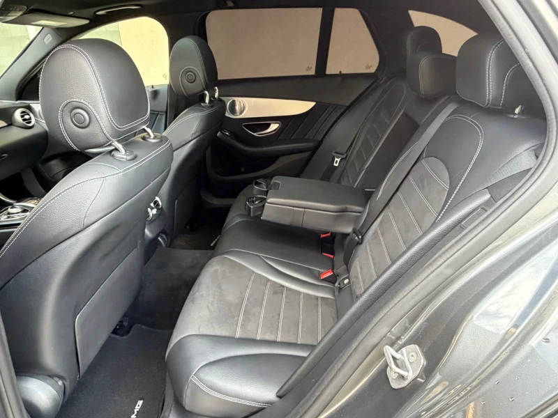 Mercedes-Benz C 220 AMG LINE/PANORAMA/DIGITAL/360/DISTRONIC+ /BURM, снимка 11 - Автомобили и джипове - 52998122