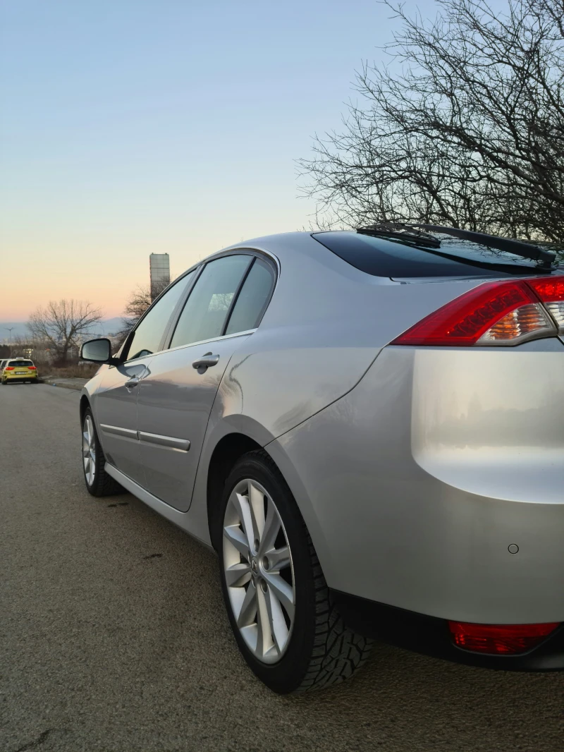 Renault Laguna III 2.0 140hp LPG, снимка 8 - Автомобили и джипове - 53134948