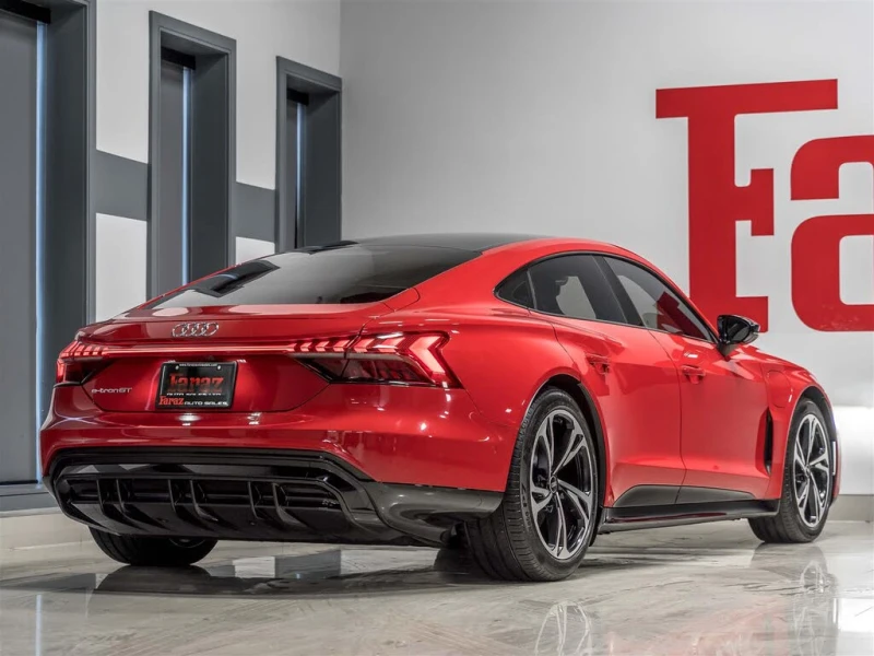 Audi E-Tron GT Premium Plus quattro AWD, снимка 4 - Автомобили и джипове - 53455421