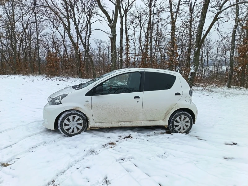 Toyota Aygo, снимка 3 - Автомобили и джипове - 53514877