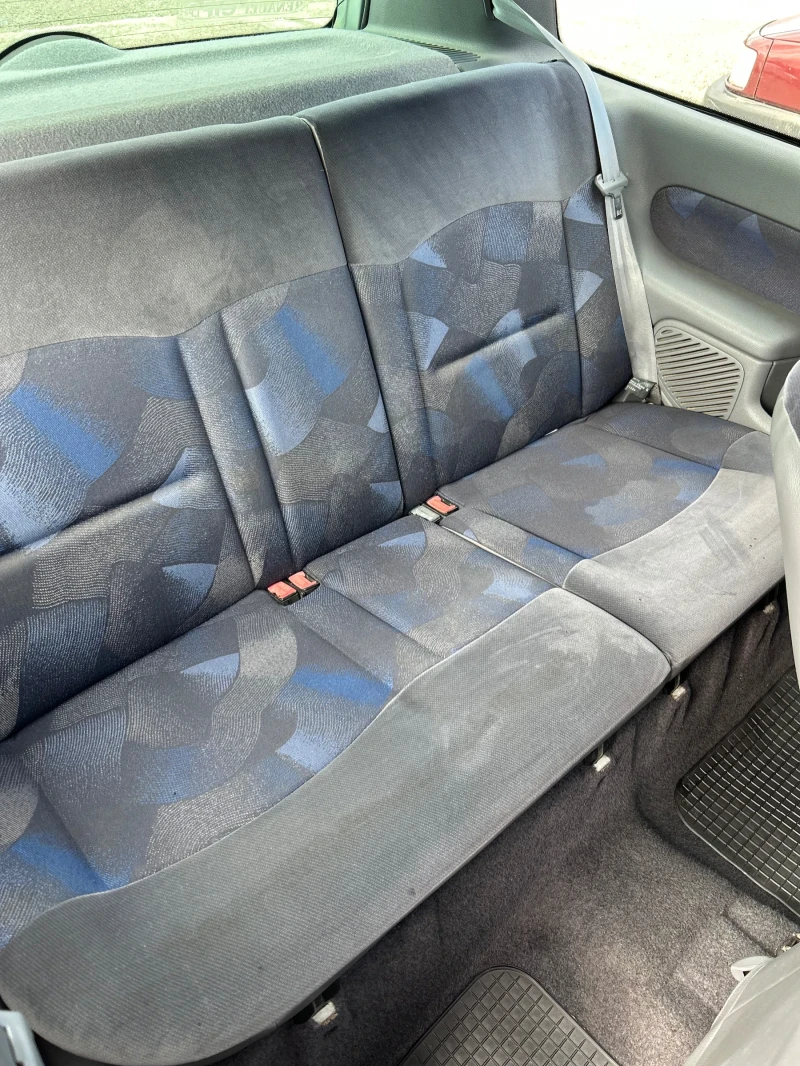 Renault Clio 1.4 , снимка 12 - Автомобили и джипове - 53581425