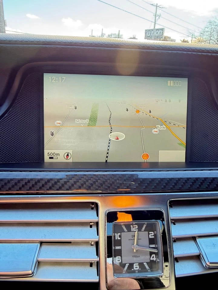 Mercedes-Benz CLS 63 AMG CARFAX* АВТОФИНАНСИРАНЕ БЕЗ ПЪРВОНАЧАЛНА ВНОСКА, снимка 12 - Автомобили и джипове - 52753151