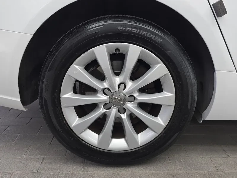 Audi A6 2.0 TDI, снимка 5 - Автомобили и джипове - 55048116