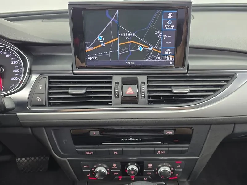 Audi A6 2.0 TDI, снимка 13 - Автомобили и джипове - 55048116