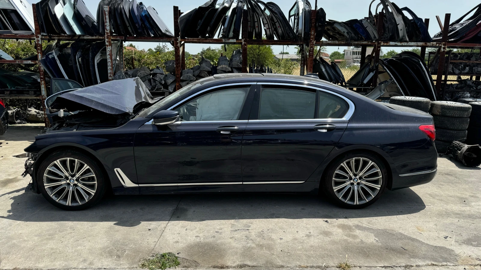 BMW 730 Xdrive, снимка 1