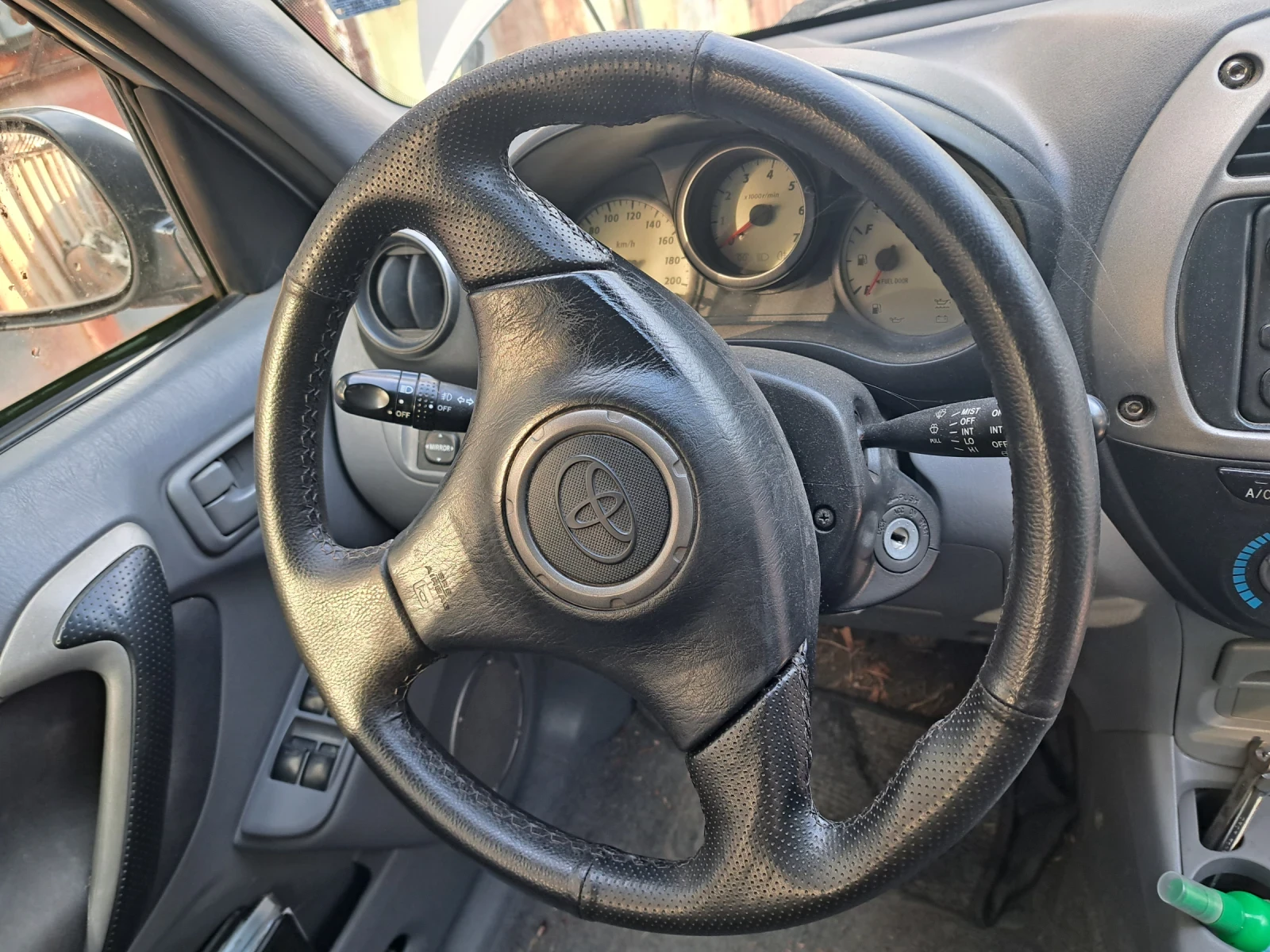 Toyota Rav4 2.0 d4d, снимка 7 - Автомобили и джипове - 55356304
