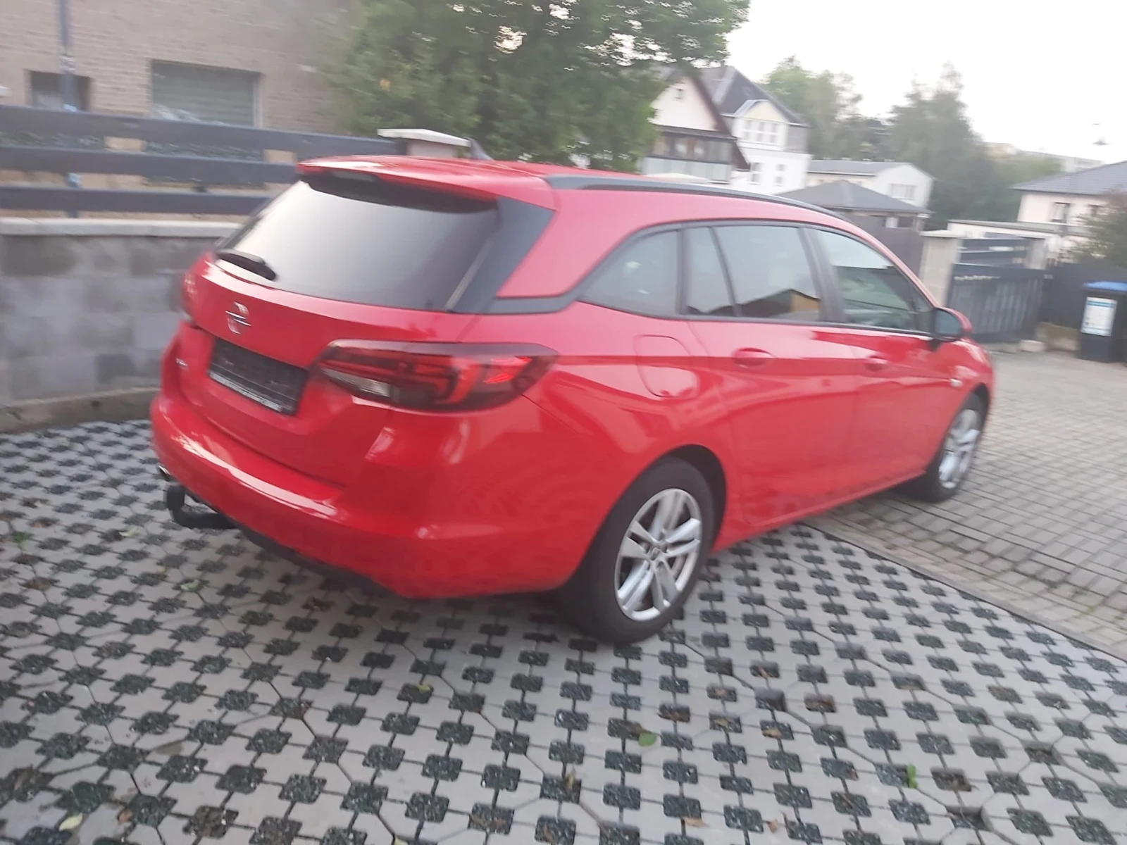 Opel Astra 1.6 BiTurbo - изображение 2