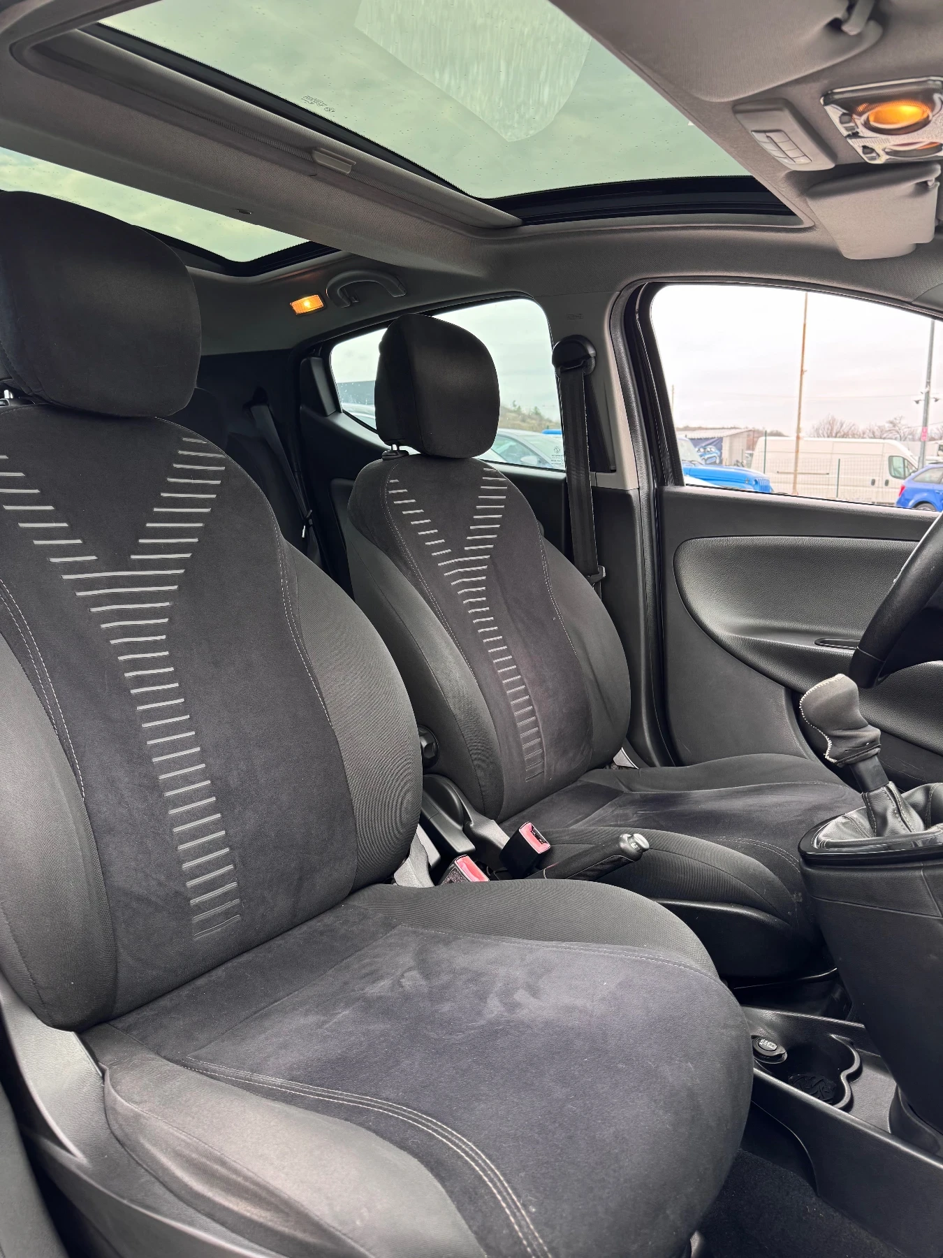 Lancia Ypsilon 1.3i Euro5B | Mobile.bg   8