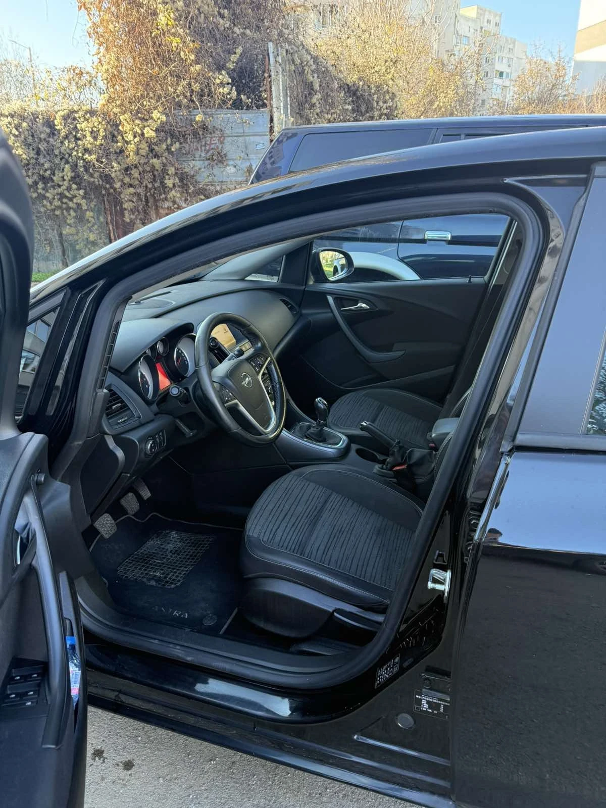 Opel Astra Седан - изображение 5