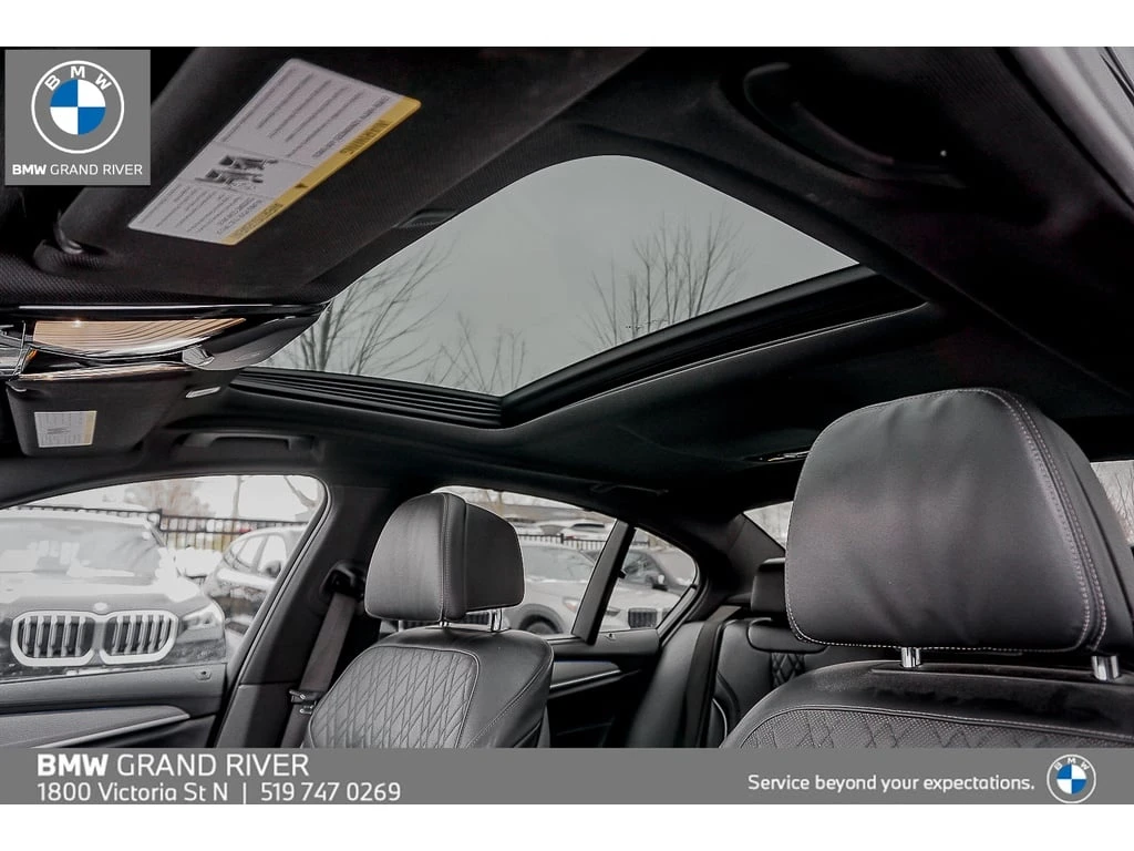 BMW 550 * M550 | SUNROOF | LEATHER | BLIND SPOT | NAV * CA | Mobile.bg � ����������� 14