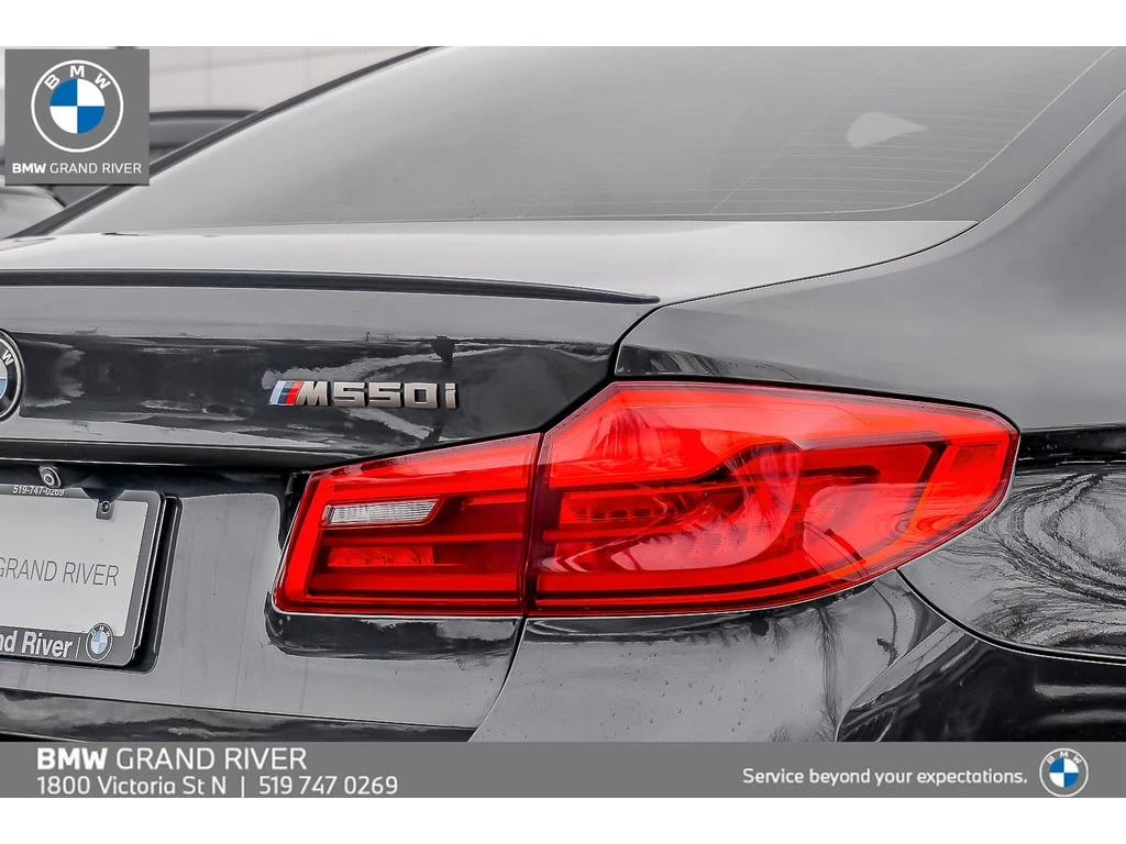BMW 550 * M550 | SUNROOF | LEATHER | BLIND SPOT | NAV * CA | Mobile.bg � ����������� 5