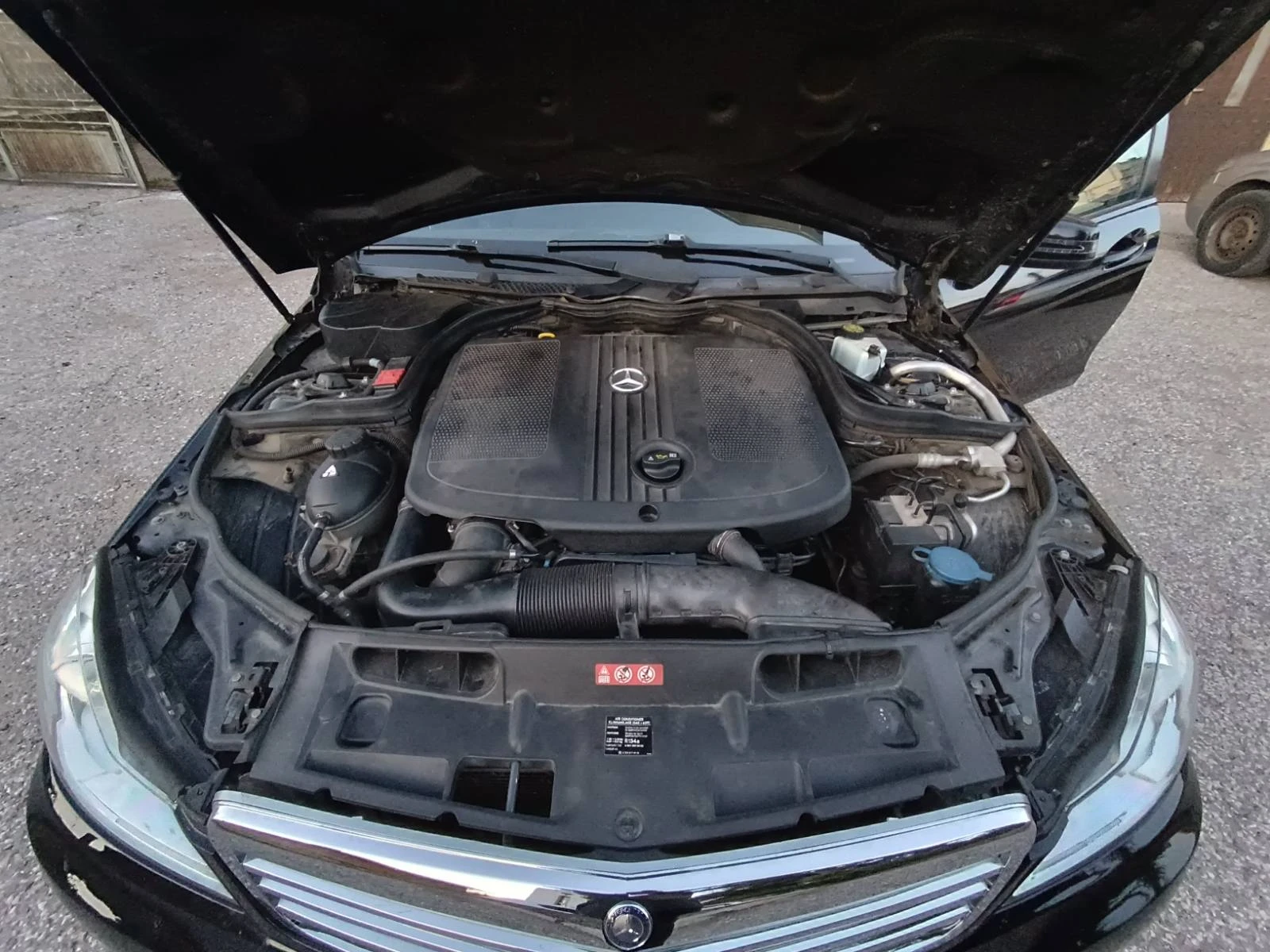 Mercedes-Benz 220  - изображение 7