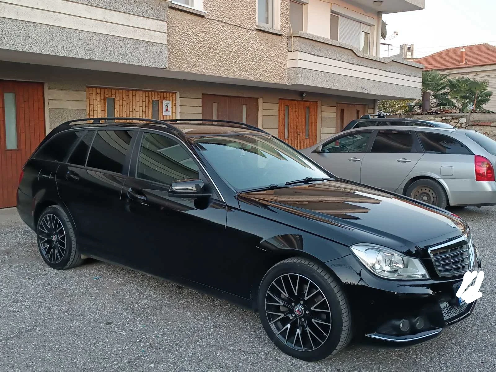 Mercedes-Benz 220  - изображение 2