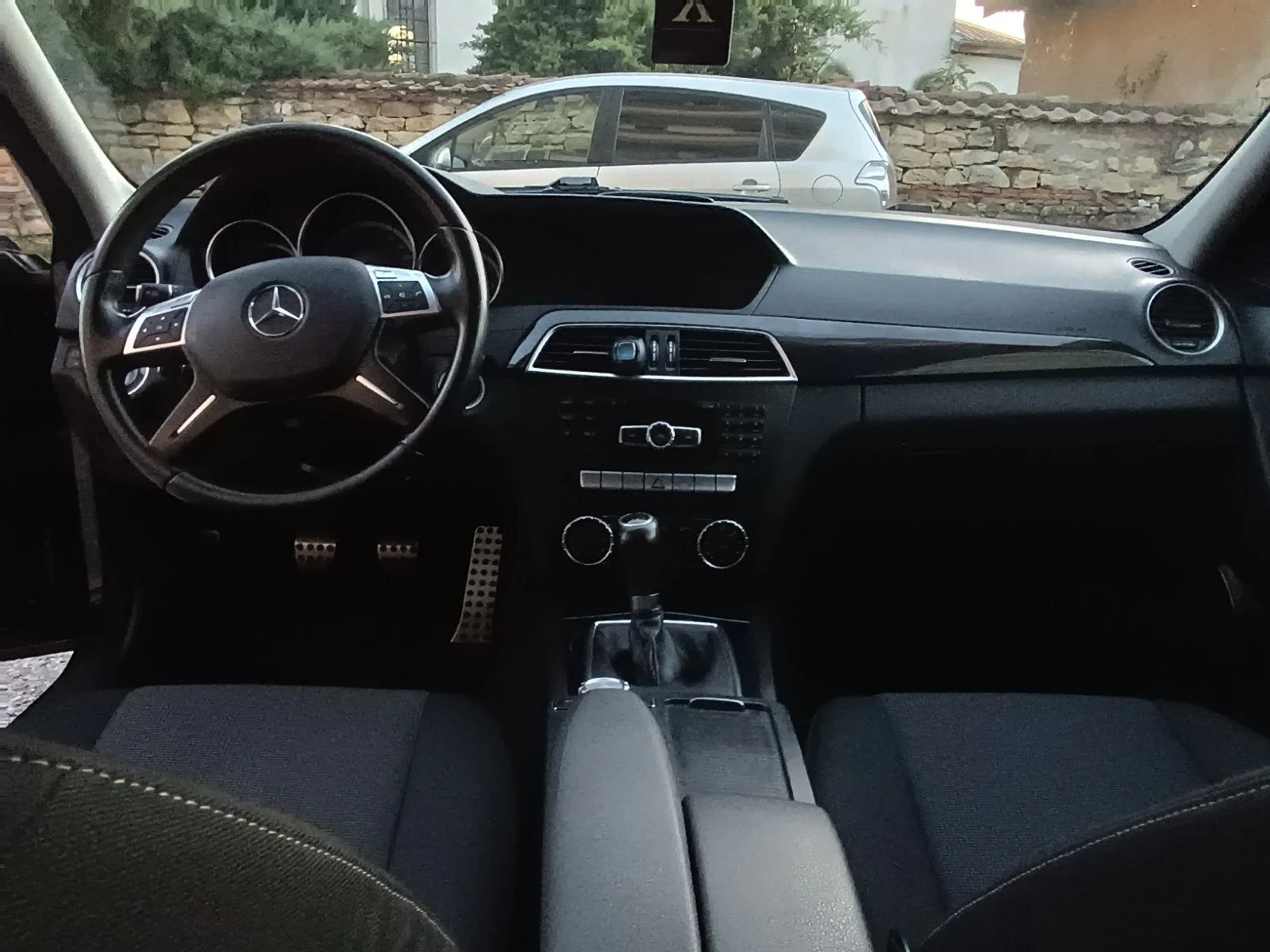 Mercedes-Benz 220 | Mobile.bg � ����������� 13