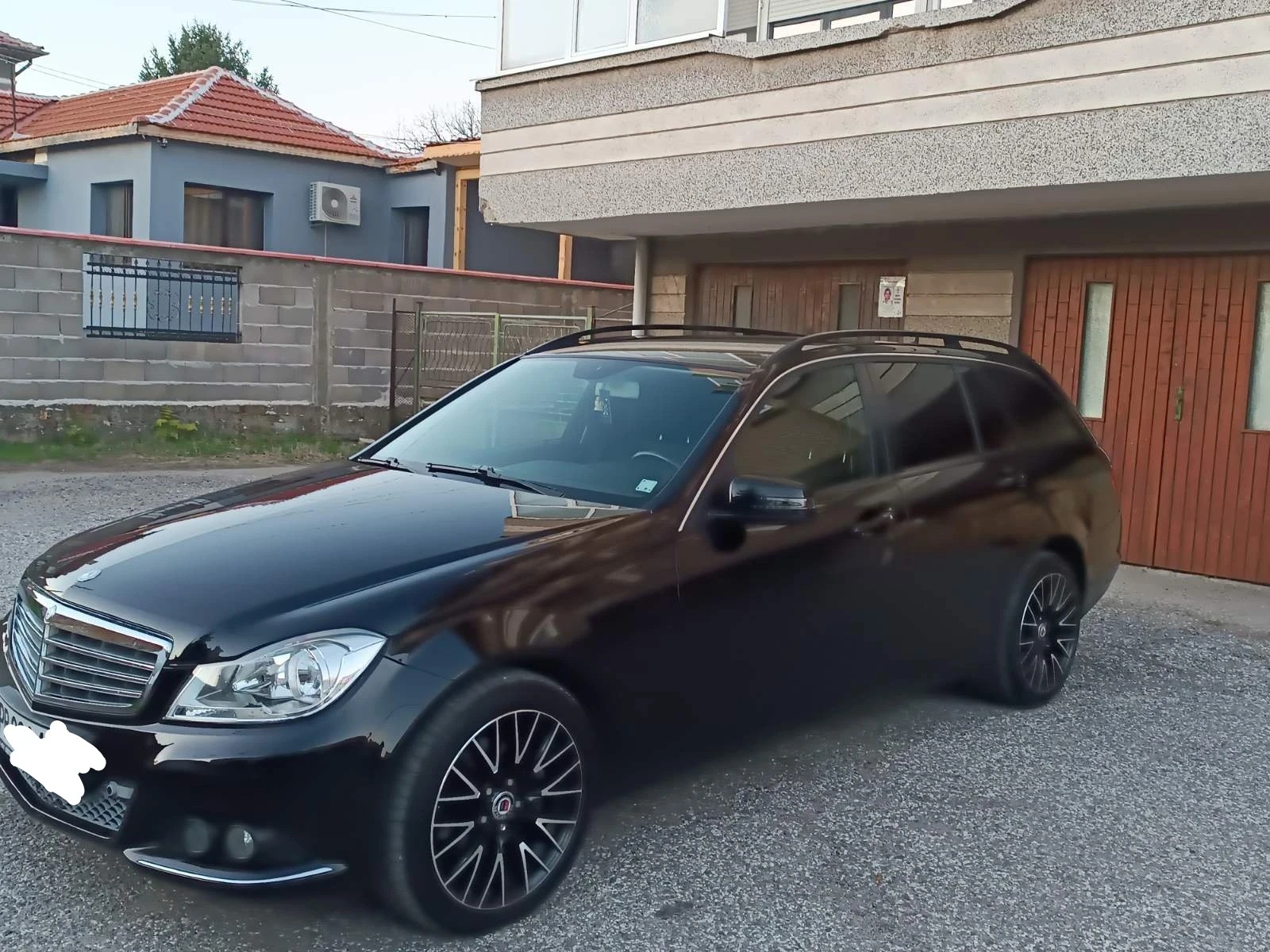 Mercedes-Benz 220  - изображение 4