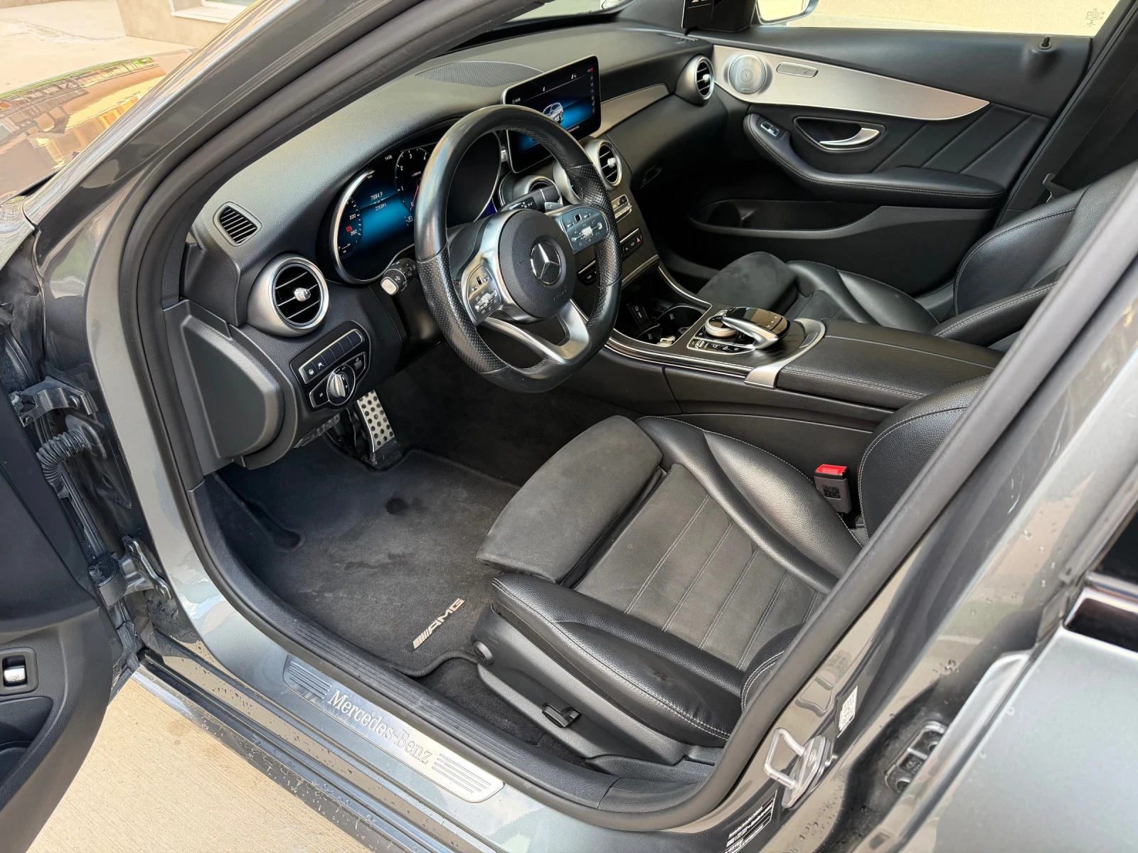 Mercedes-Benz C 220 AMG LINE/PANORAMA/DIGITAL/360/DISTRONIC+ /BURM - изображение 8