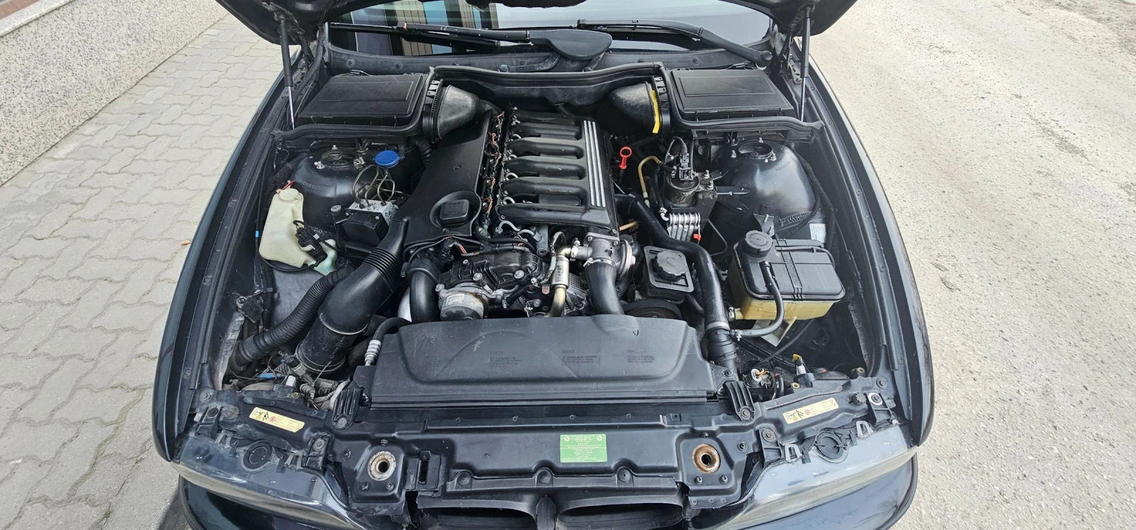 BMW 530 M-Packet, снимка 17 - Автомобили и джипове - 53694141