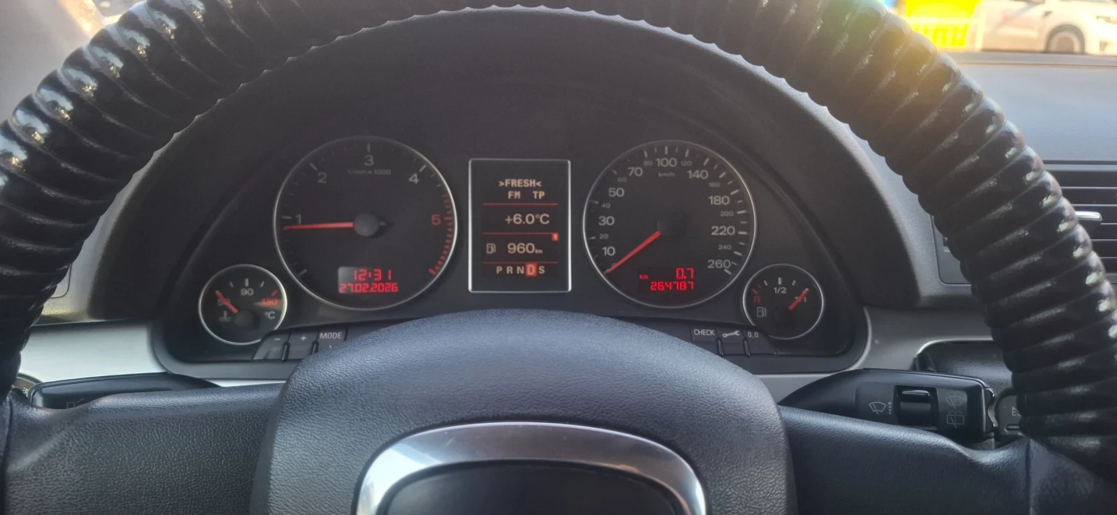 Audi A4 2.0 TDI 140 к.с, снимка 10 - Автомобили и джипове - 53715544