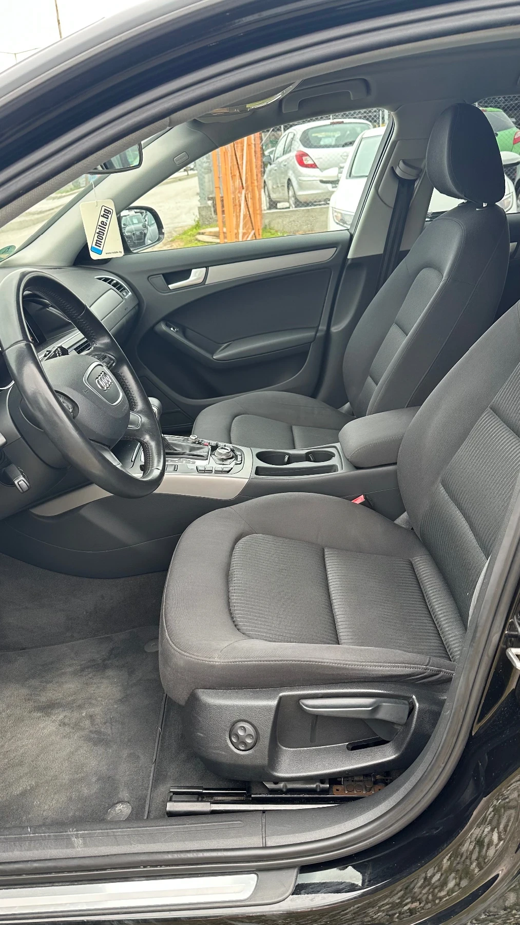 Audi A4 2.0TDI, снимка 9 - Автомобили и джипове - 54035189