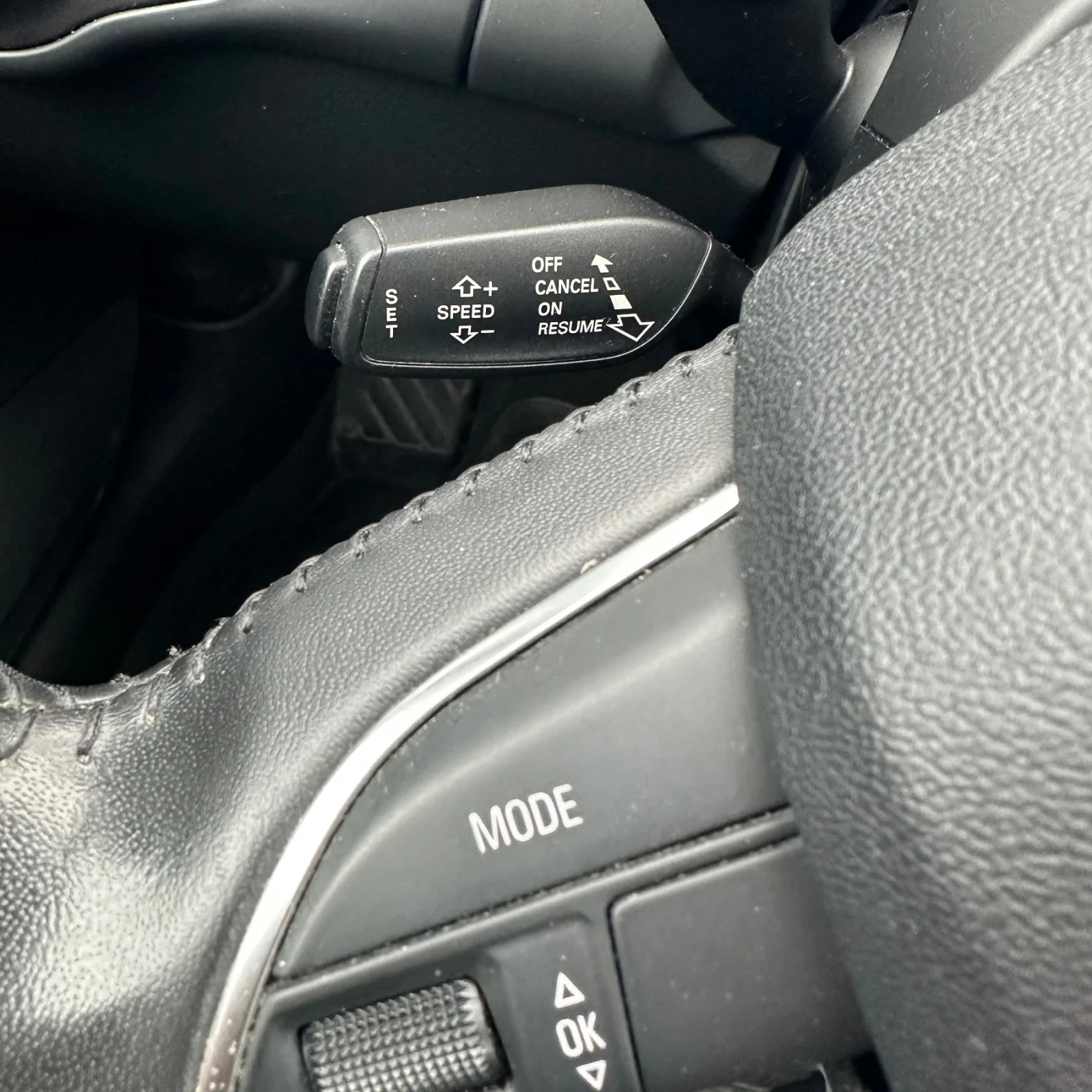 Audi A4 2.0TDI, снимка 11 - Автомобили и джипове - 54035189