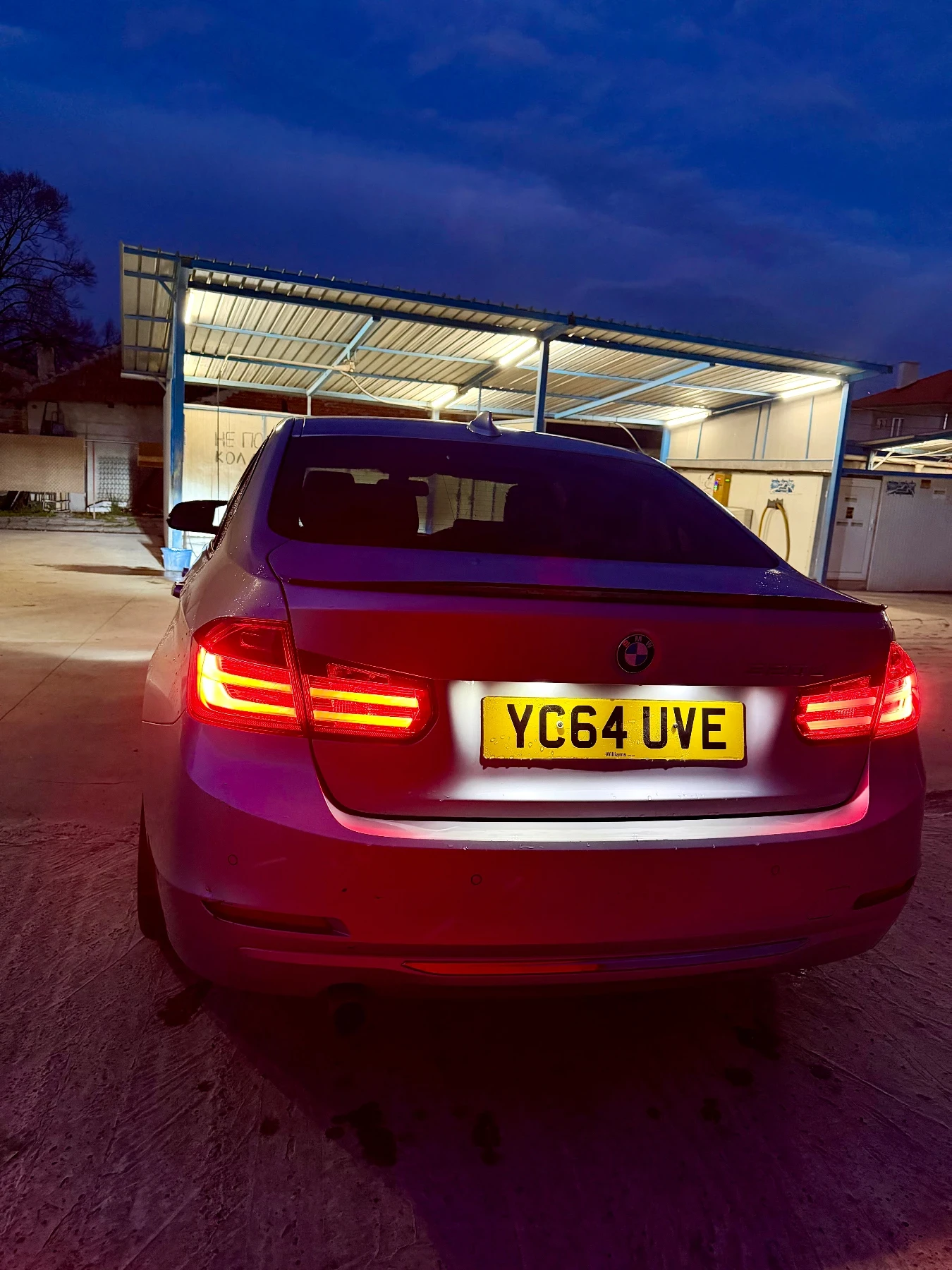 BMW 320 Luxury Packet , снимка 3 - Автомобили и джипове - 54313419