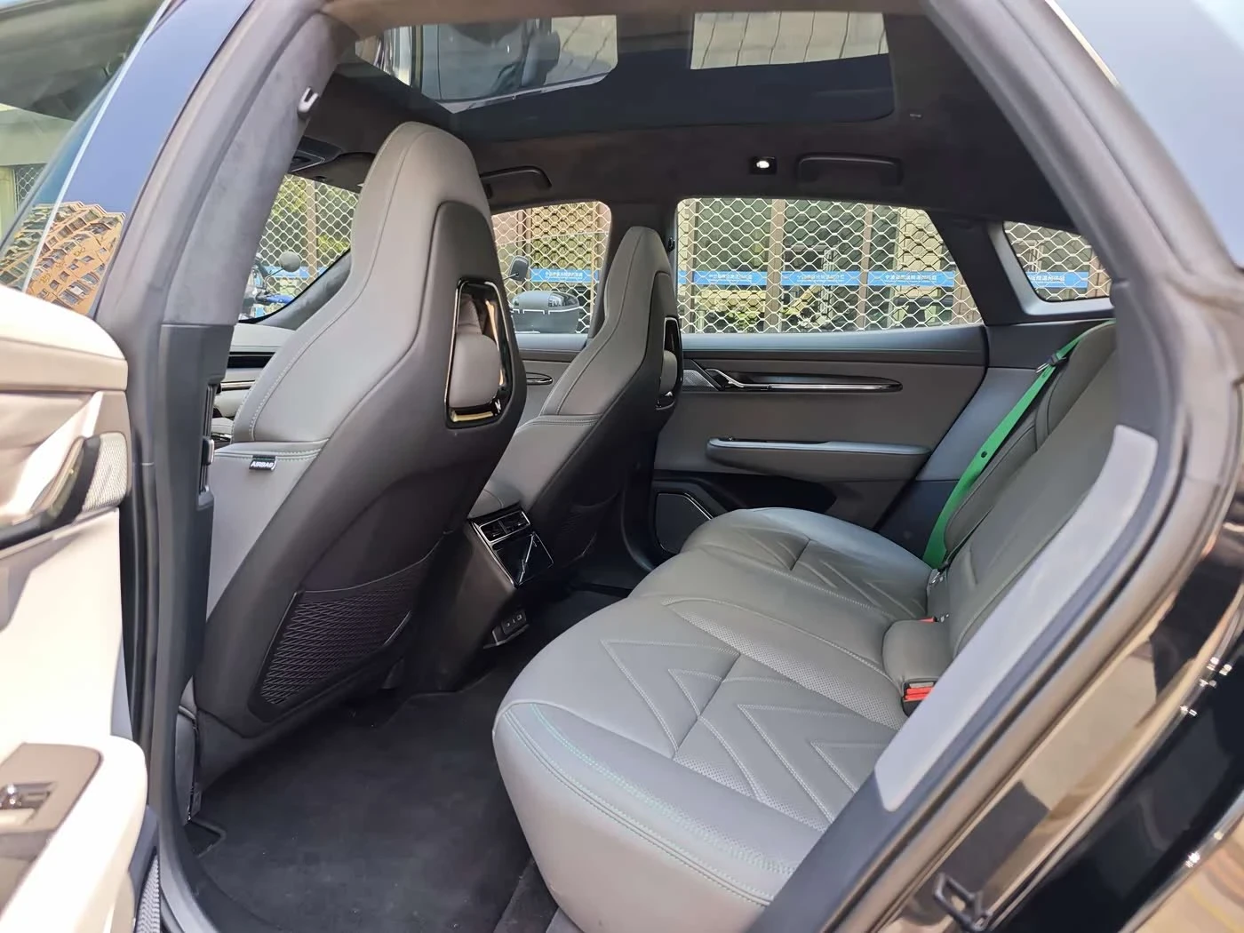 Zeekr 001 autogeorge.com, снимка 7 - Автомобили и джипове - 54236030