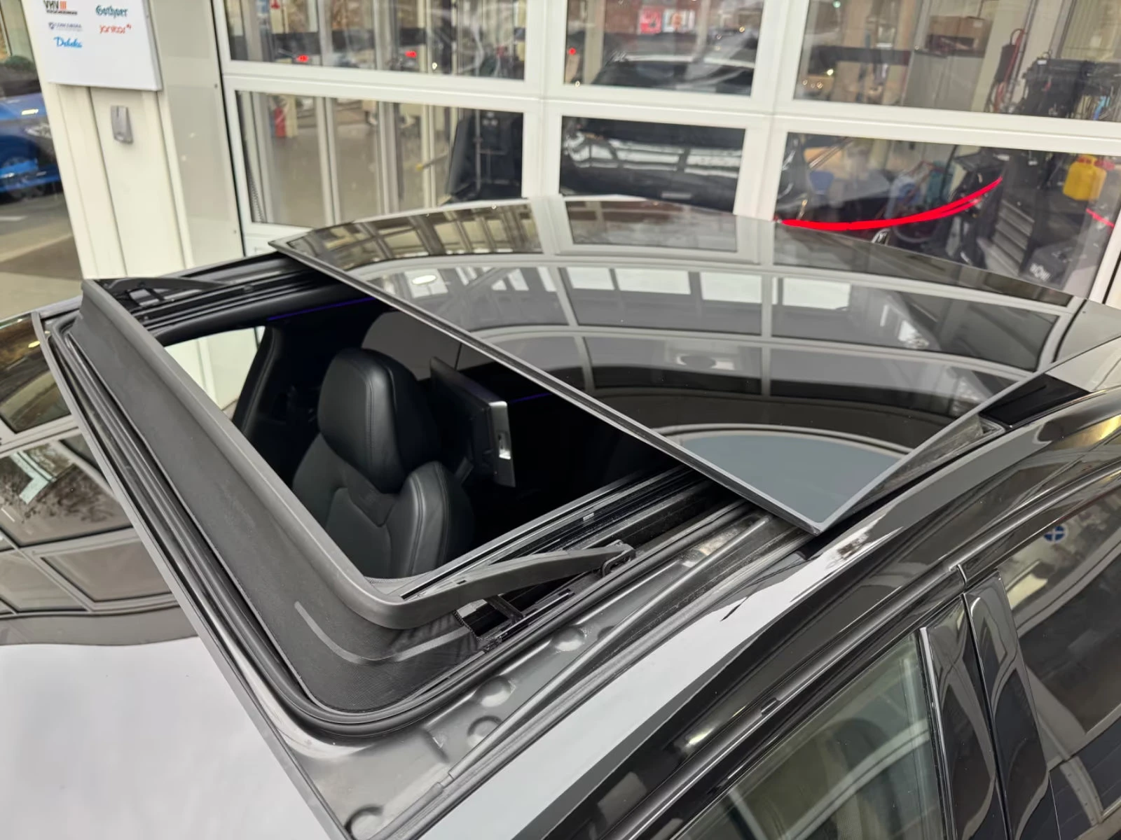 Audi S8 MATRIX/571HP/TV/HUD/PANO/B&O/AMBI/360/325z | Mobile.bg � ����������� 13
