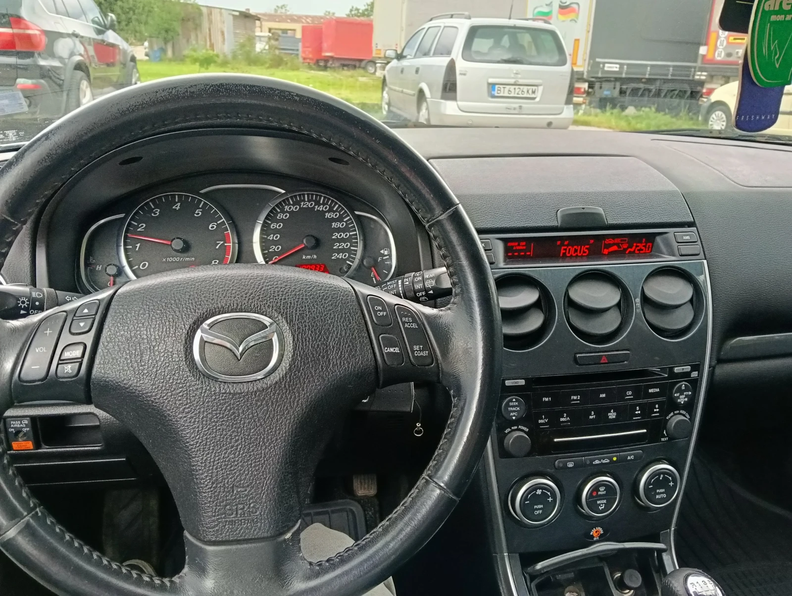 Mazda 6 2.0 Верига, снимка 15 - Автомобили и джипове - 54584878